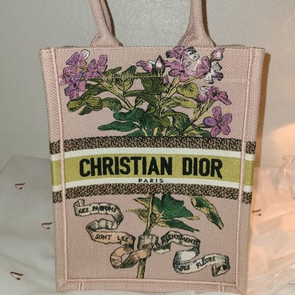 Height: 10.25 in Width: 1.50 in - Picture 3 of 5